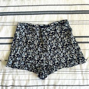 Floral Boho Zip-up High-waisted Shorts - S